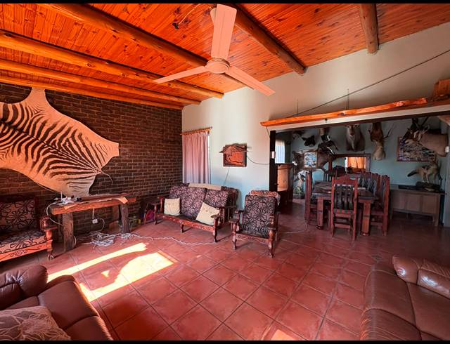 3 BEDROOM HOUSE FOR SALE IN ARCON PARK